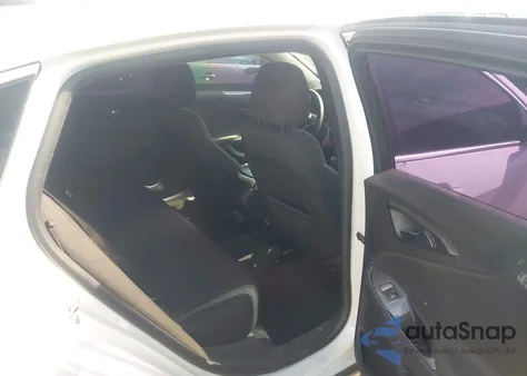 2018 Chevrolet Malibu 1Ls z USA, uszkodzony, nr VIN 1G1ZB5ST0JF176172